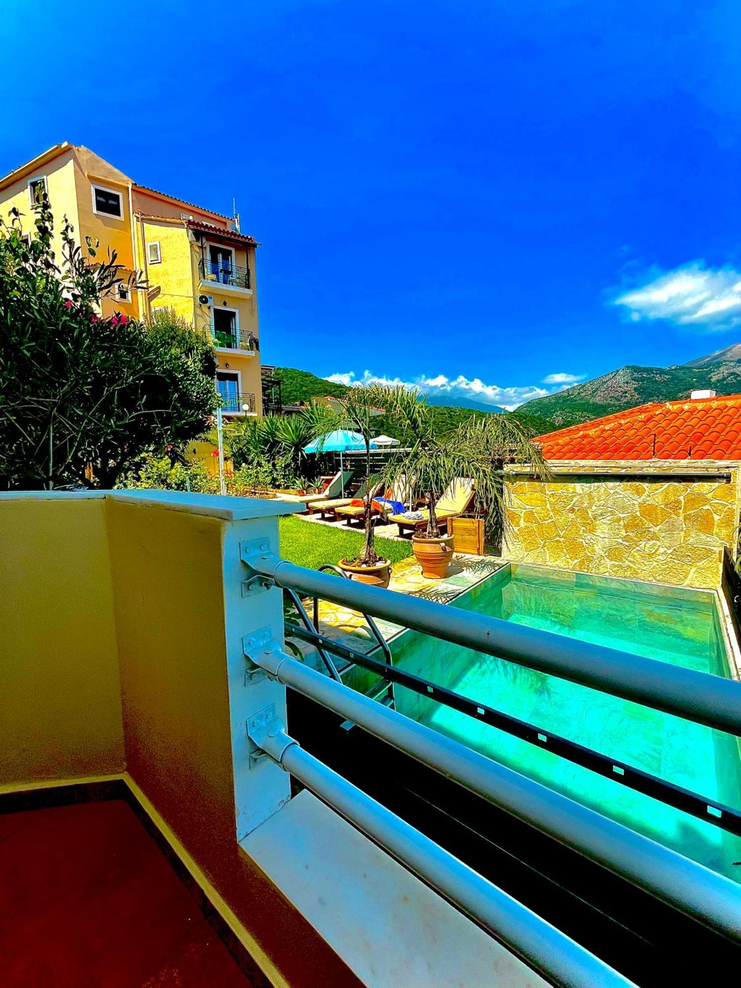 Odysseas Art Villa Poros  Exterior photo